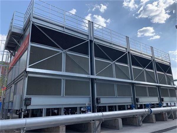 方形玻璃鋼冷卻塔有什么特點及組成部分,玻璃鋼無風(fēng)